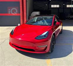 تسلا موديل 3